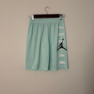 Jordan Kids Light Blue Shorts Boys Large 12-14 Basketball gym shorts